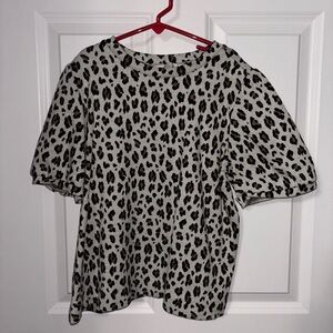 LOFT Black and White Leopard Print Short Sleeve Top